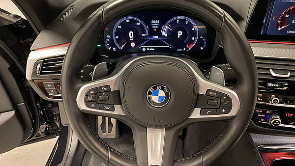 BMW 530d xDrive G30 Foto 30