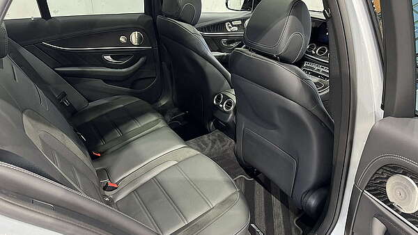 Mercedes E53 AMG T-Modell 4 Matic + Foto 27