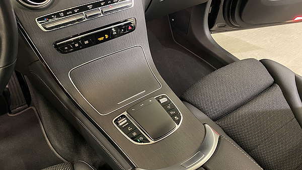 Mercedes GLC 220d 4Matic Aut. Kompakt (Facelift) Foto 24