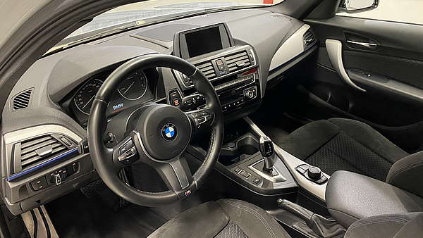 BMW 116d Automatik M-Paket Foto 11