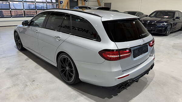 Mercedes E53 AMG T-Modell 4 Matic + Foto 4