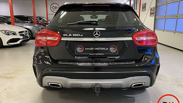 Mercedes GLA 180d Autom. AMG Line Foto 4