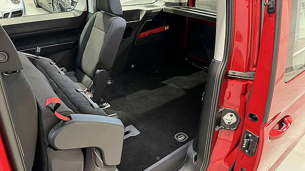 VW Caddy Maxi 2.0 TDI 4Motion 2021 Foto 19