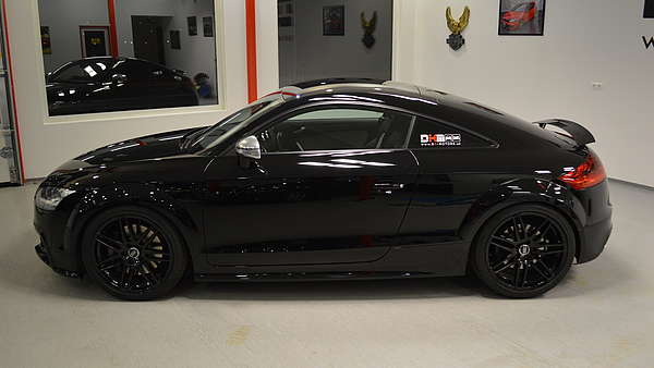 Audi TTS 8J schwarz Foto 3