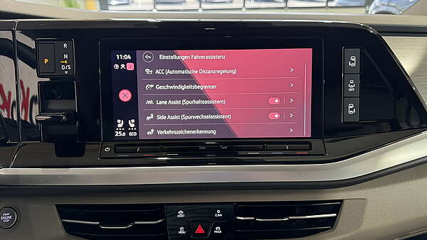 VW Multivan T7 1,4 TSI DSG Energetic eHybrid LR Foto 36