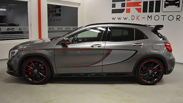 Mercedes GLA 45 AMG 4-Matic Edition 1 Foto 2