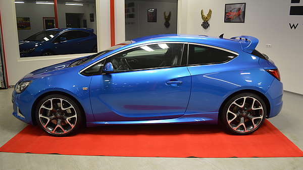 Opel Astra J OPC blau Foto 2