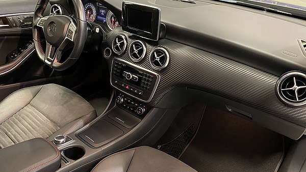 Mercedes A220 CDI AMG grau Foto 16