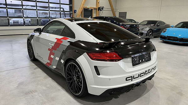 Audi TT 45 TFSI Competition Quattro S-Tronic 40 Jahre Edi Foto 4