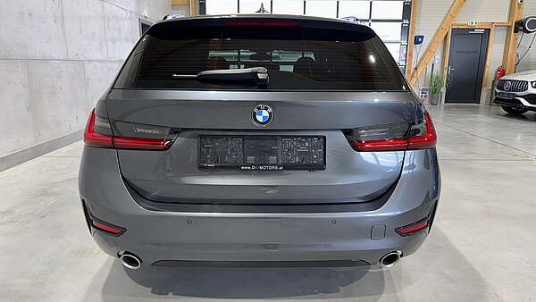 BMW 320i Touring (G21) Sport Line Aut. Foto 3