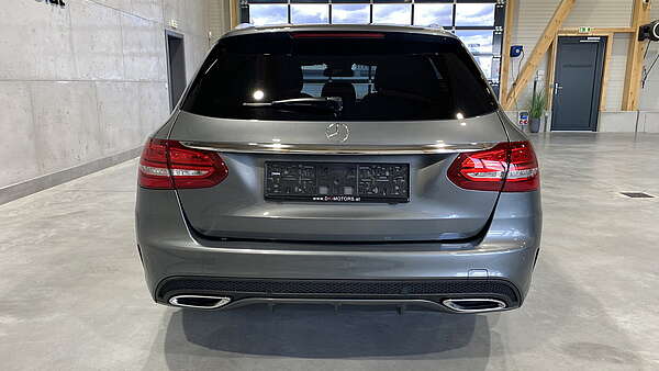 Mercedes T-Modell C220d 4Matic AMG Line Foto 6