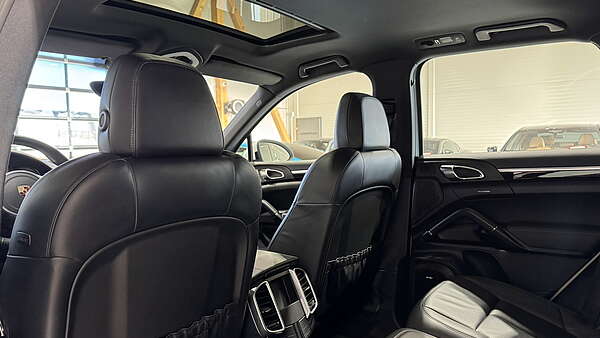 Porsche Cayenne II S Hybrid Autm. 2010 Foto 21