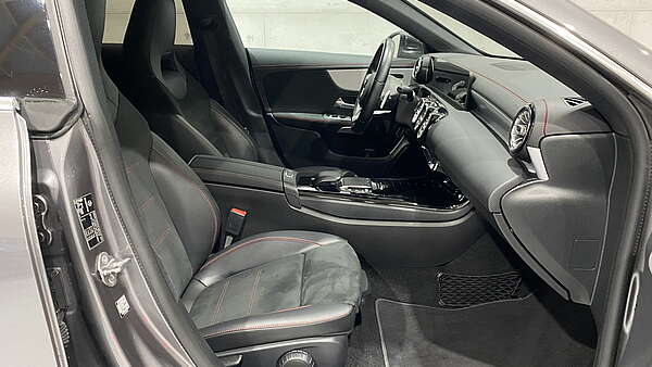 Mercedes CLA220d Shooting Brake Aut. Foto 10