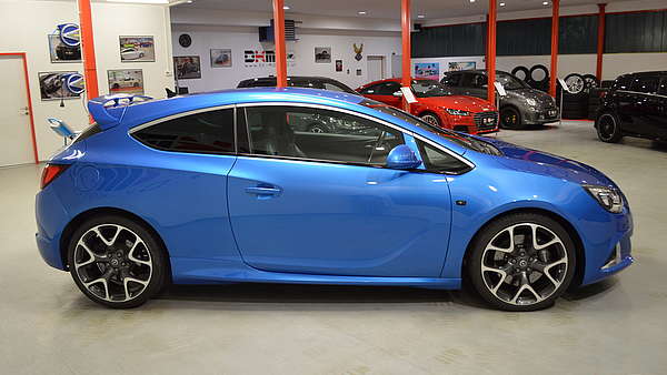 Opel Astra J OPC Foto 5