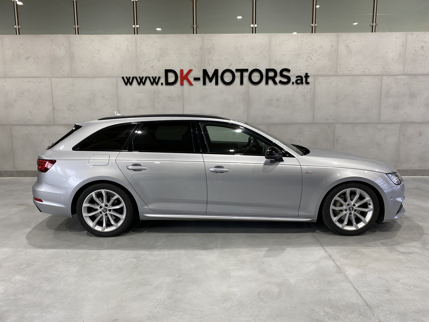 Audi a4 avant 2 0 tdi sport s tronic 2017