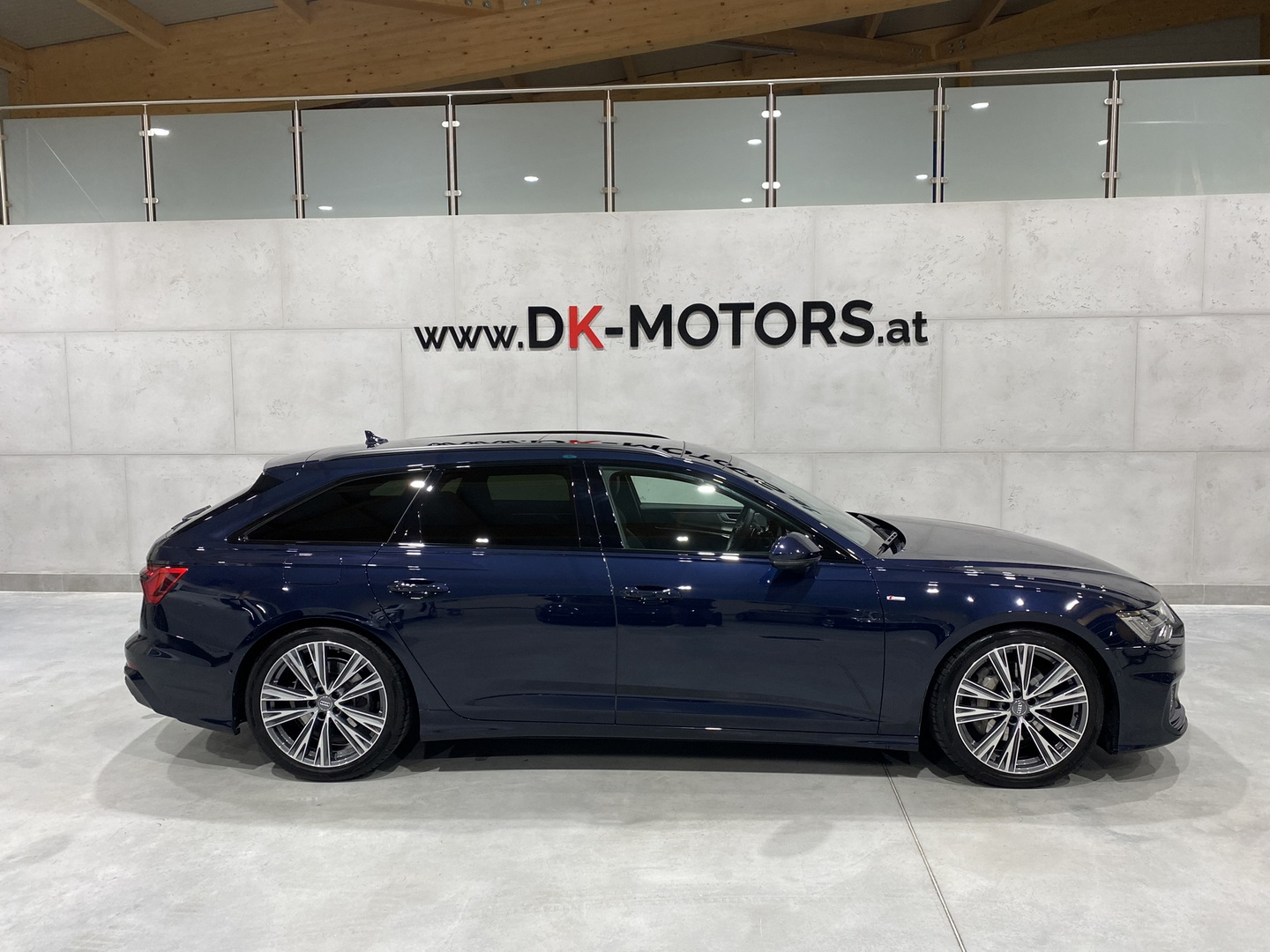 Audi A6 Avant 45 TDI Sport Quattro S-Line Firmamentblau