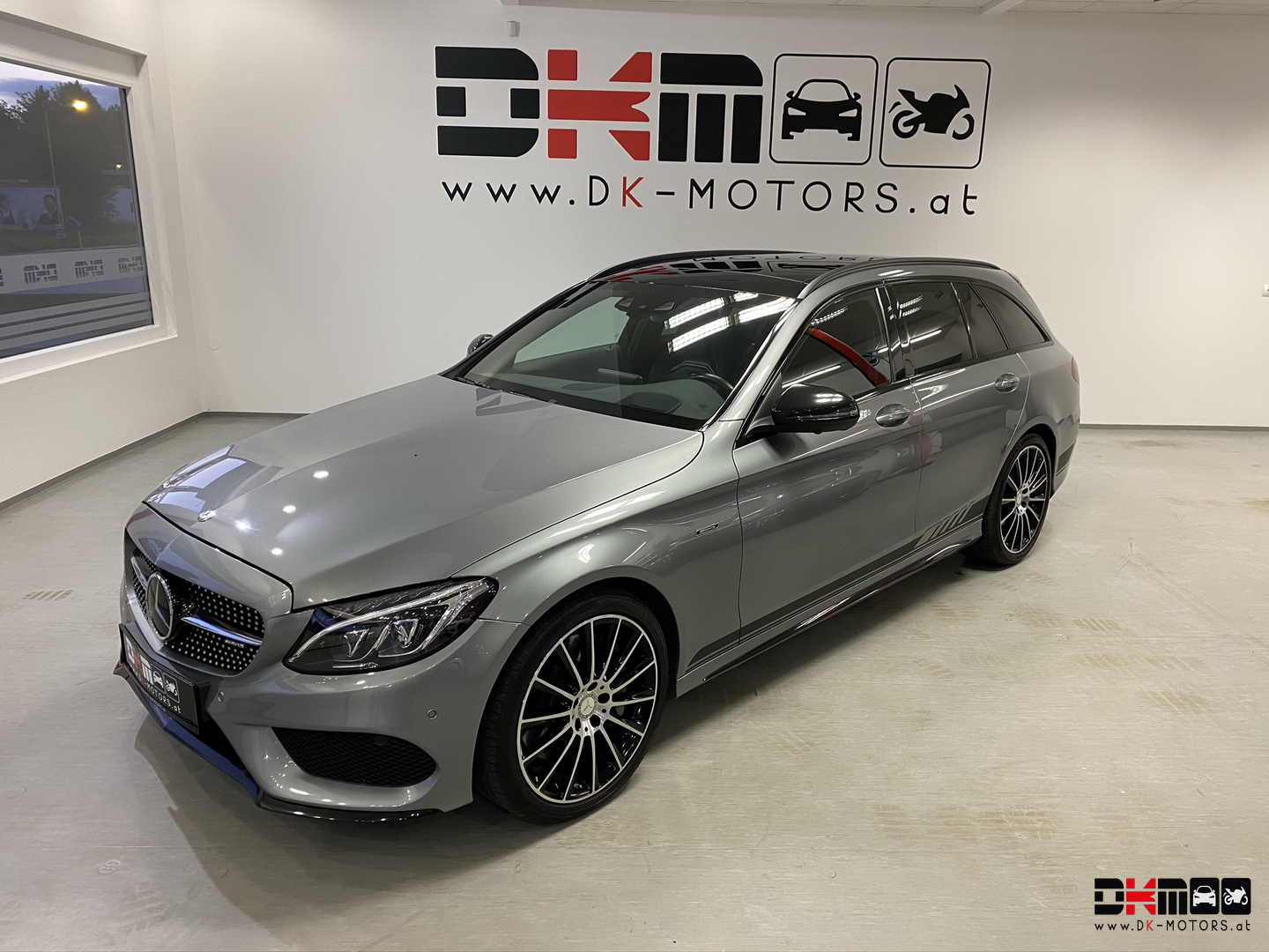 Mercedes C43 AMG TModell