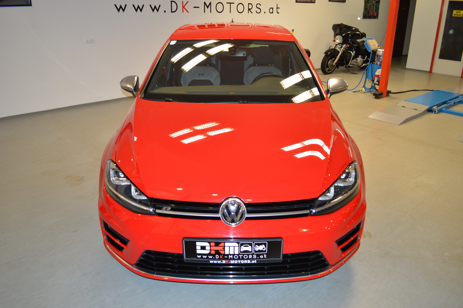VW Golf 7R DSG rot