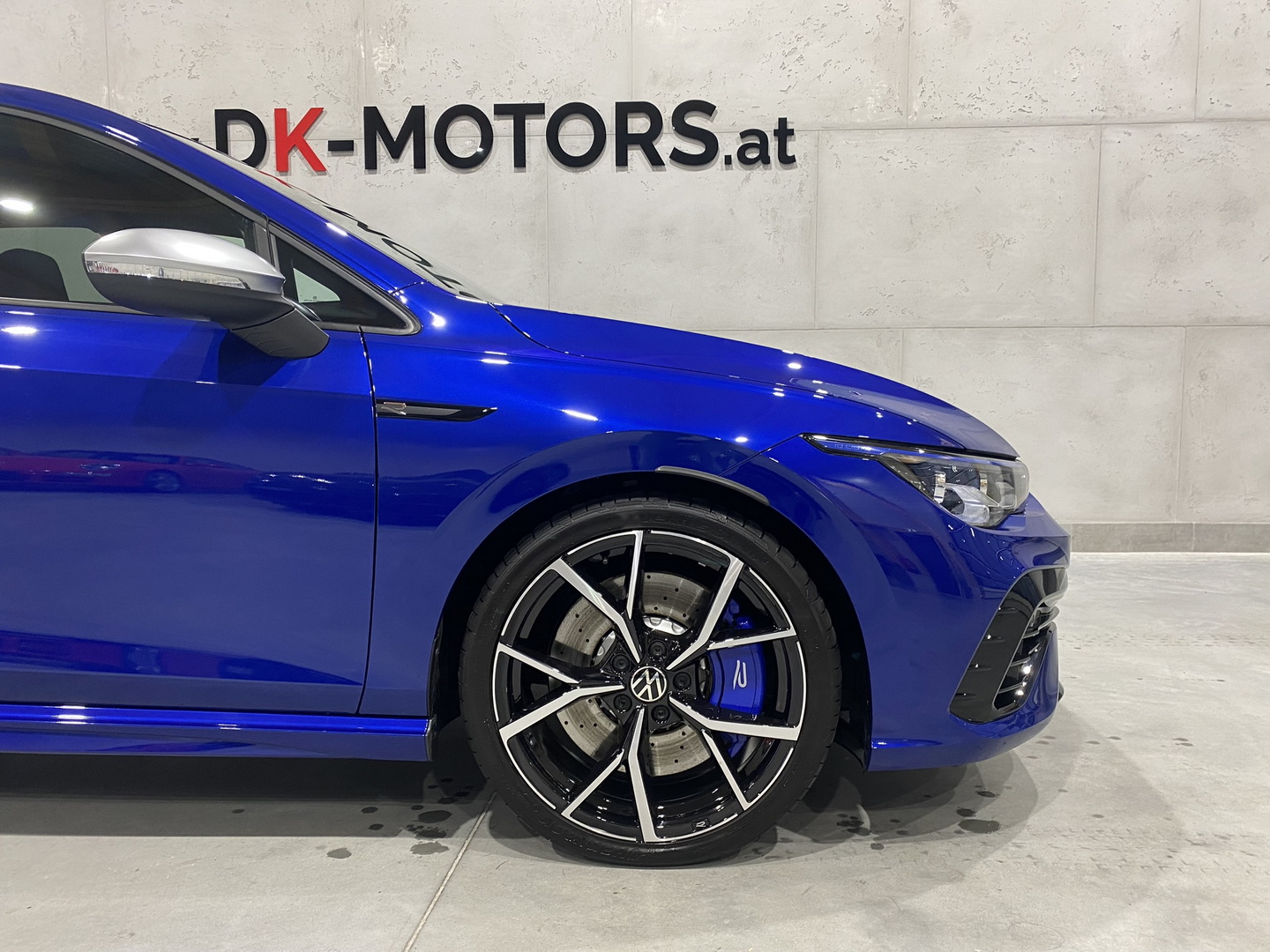 VW Golf 8R 2.0 TSI DSG Lapiz Blue